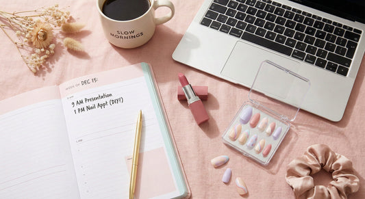 How Press-On Nails Fit into a Busy Woman’s Daily Routine