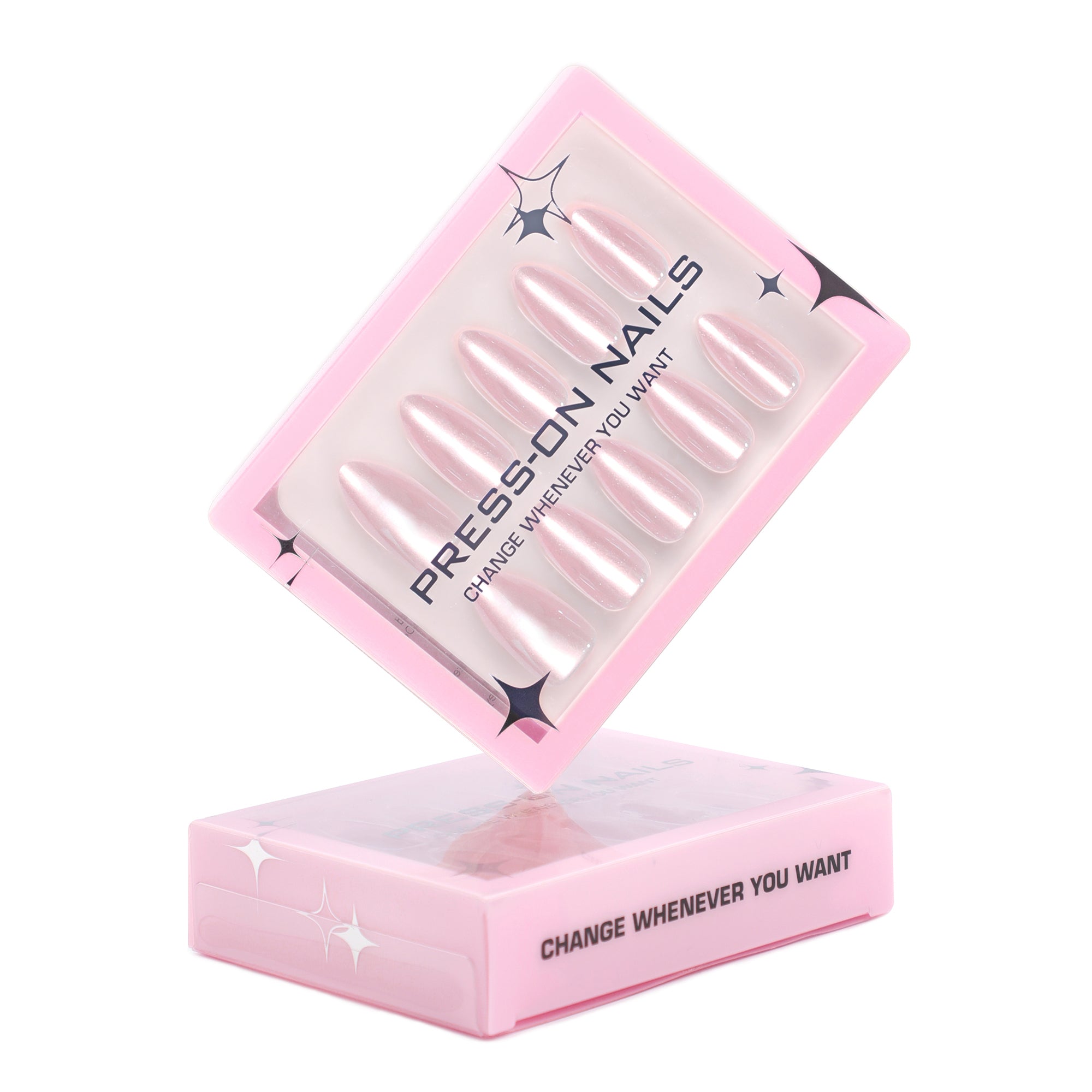 Cat-Eye Almond Short Nails