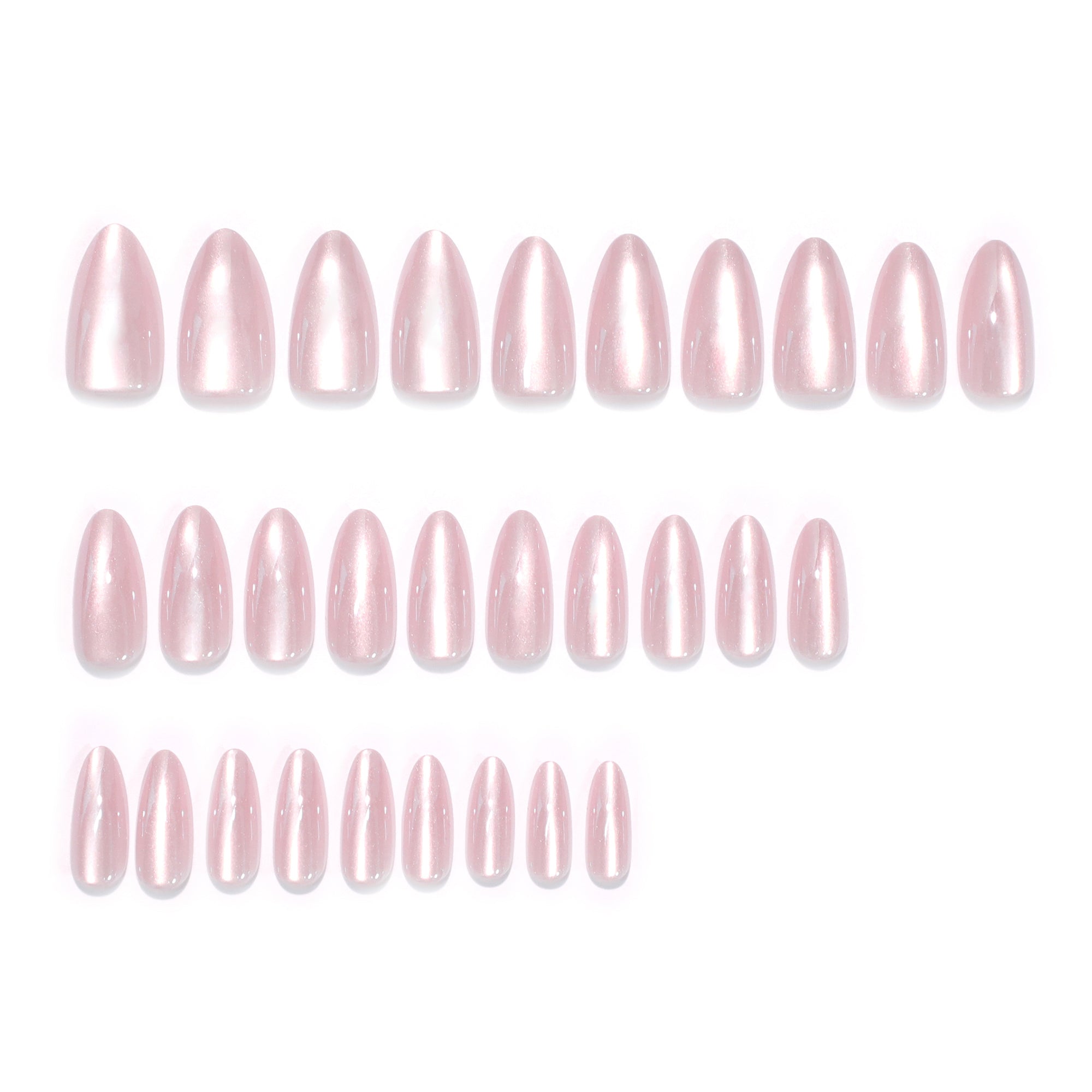 Cat-Eye Almond Short Nails