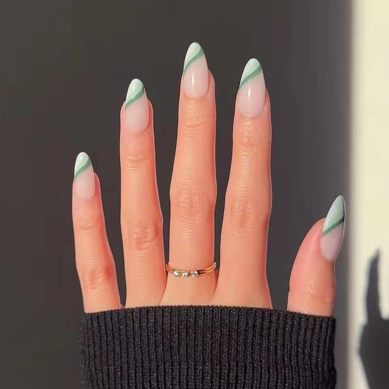 Green Ripple Gradient Press On Nails