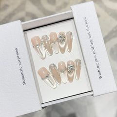 Ditto Embodying Ins medium oval press-on nails reusable design